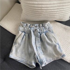 Hollister Mom Jean Shorts Size XXS|23